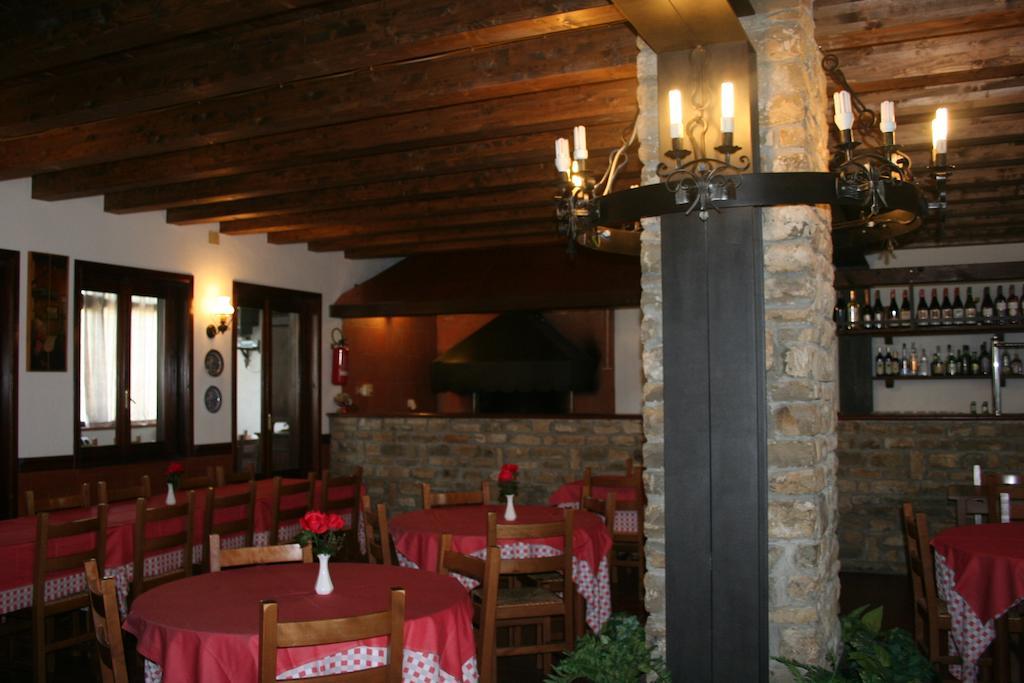 Agriturismo Cascina Del Vai Cairo Montenotte Eksteriør billede