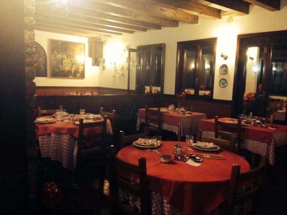 Agriturismo Cascina Del Vai Cairo Montenotte Eksteriør billede