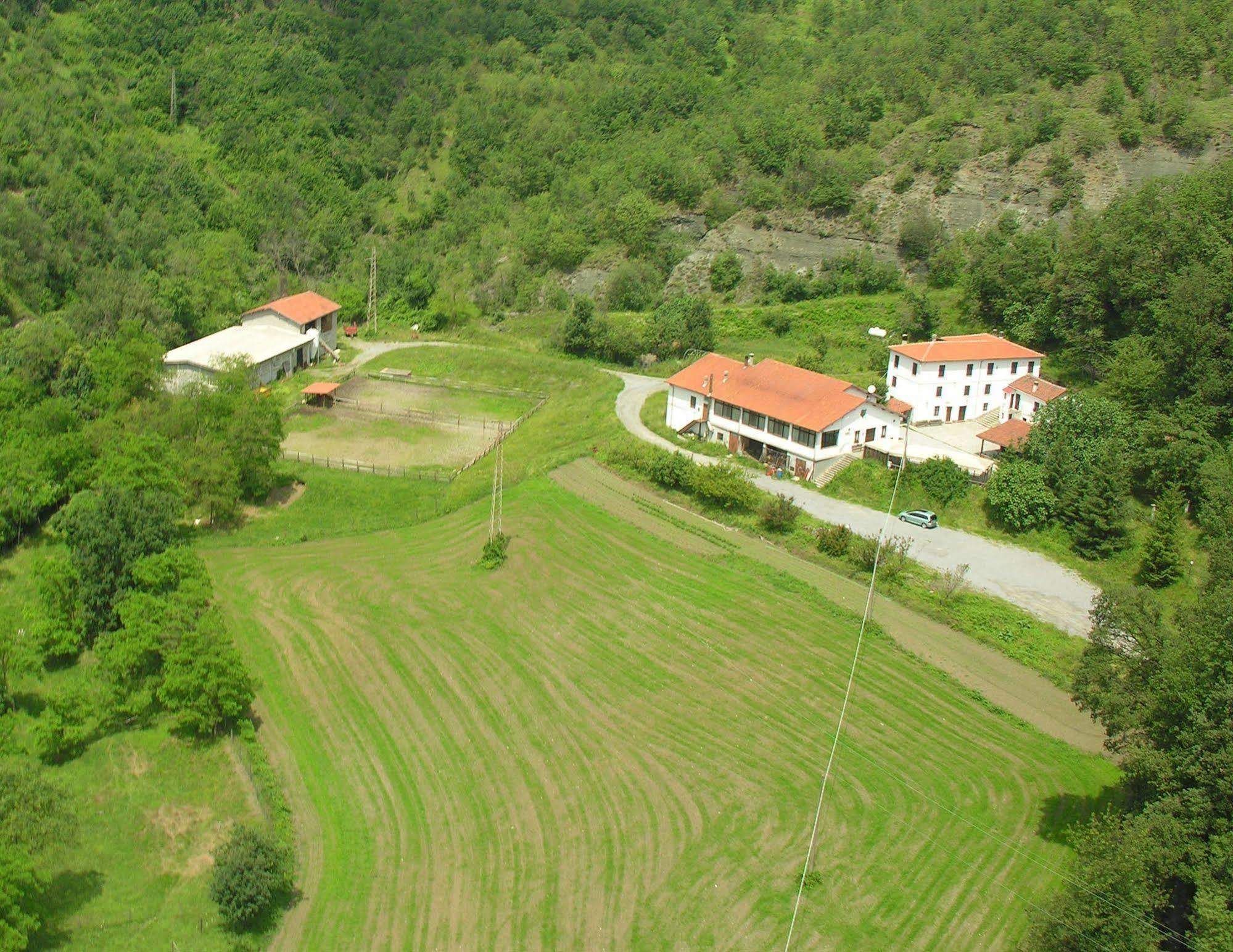 Agriturismo Cascina Del Vai Cairo Montenotte Eksteriør billede