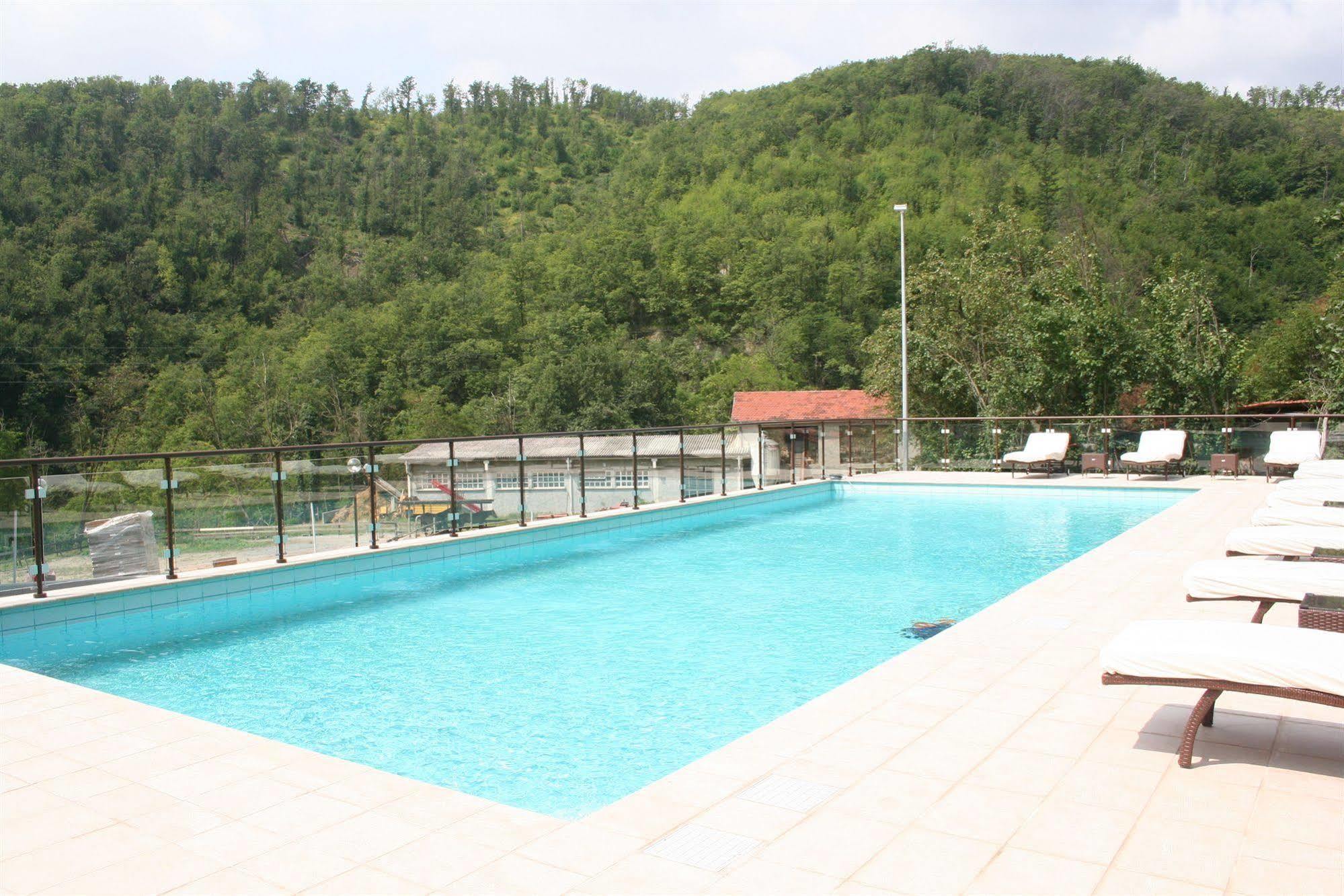 Agriturismo Cascina Del Vai Cairo Montenotte Eksteriør billede