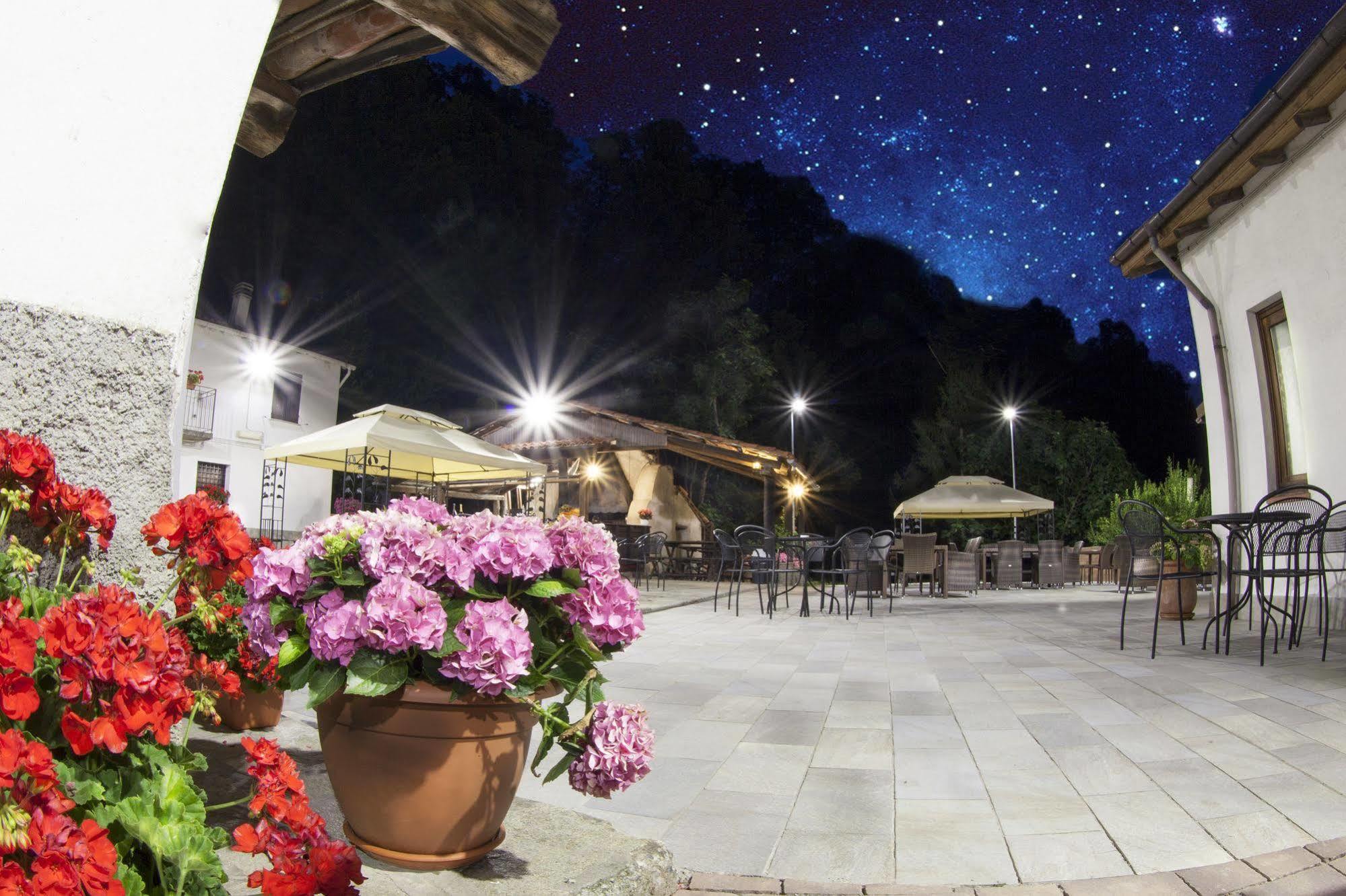 Agriturismo Cascina Del Vai Cairo Montenotte Eksteriør billede