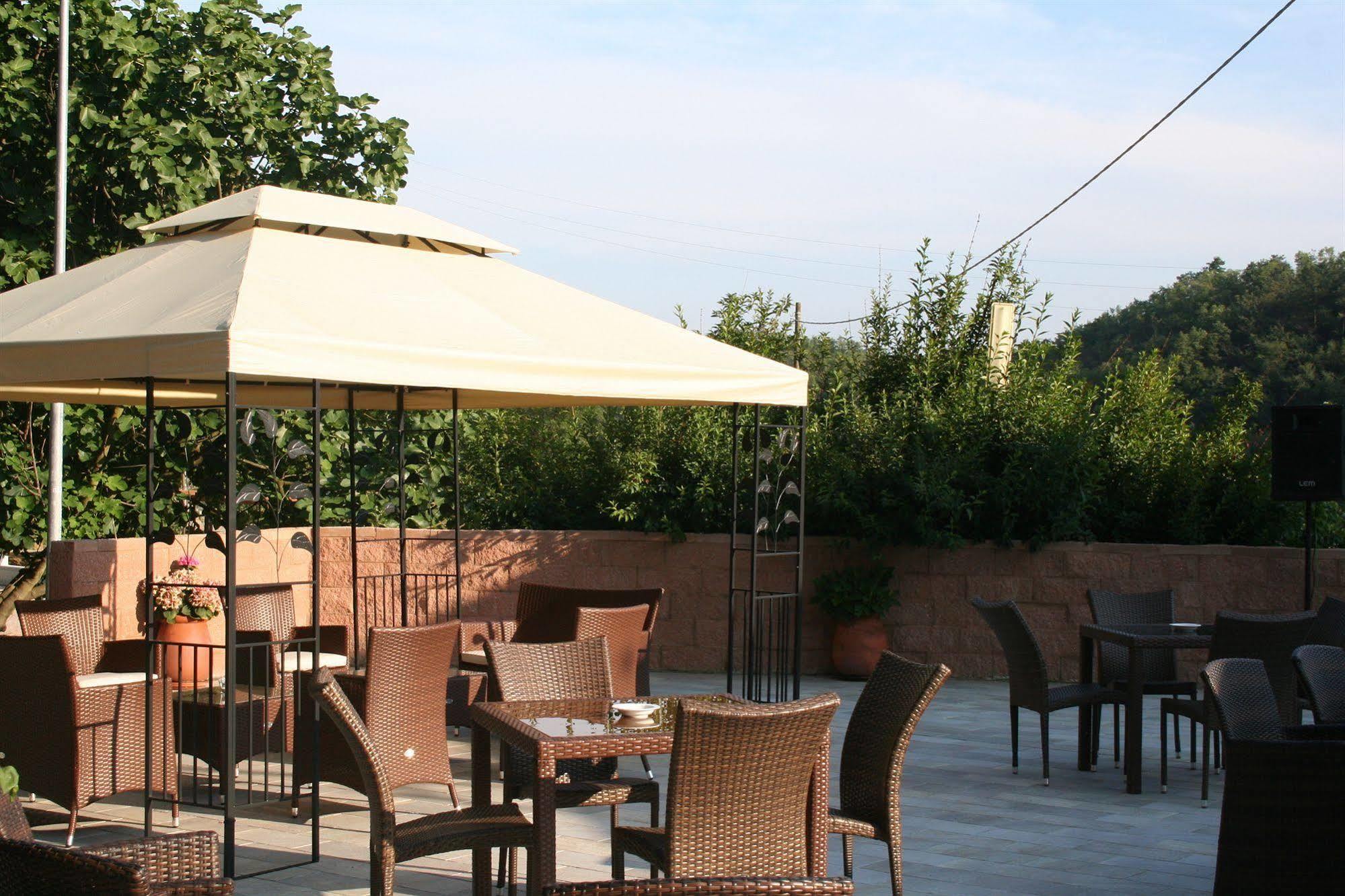 Agriturismo Cascina Del Vai Cairo Montenotte Eksteriør billede